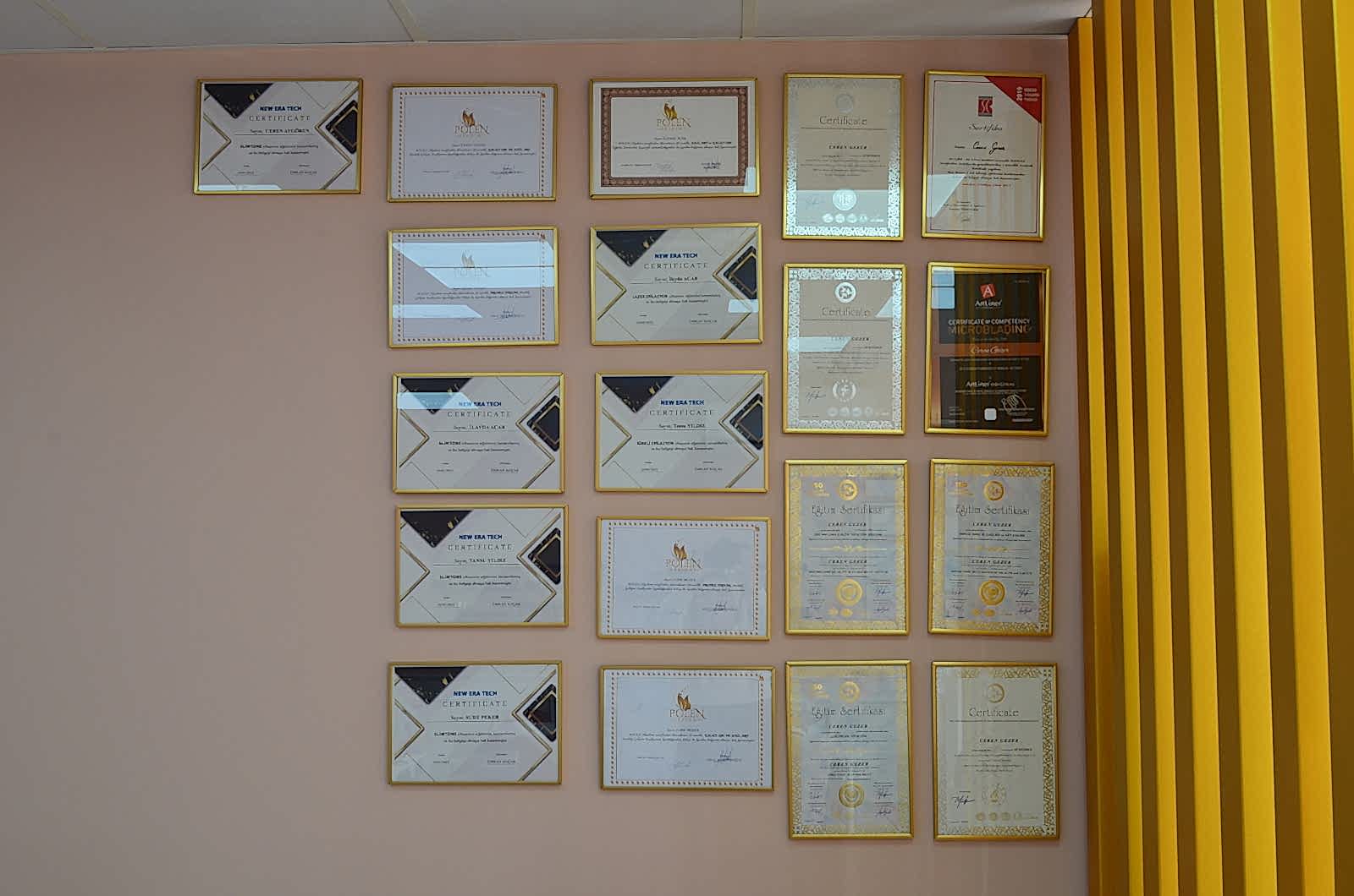 gallery grid image